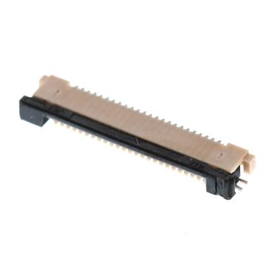 54548-2472 by molex / waldom